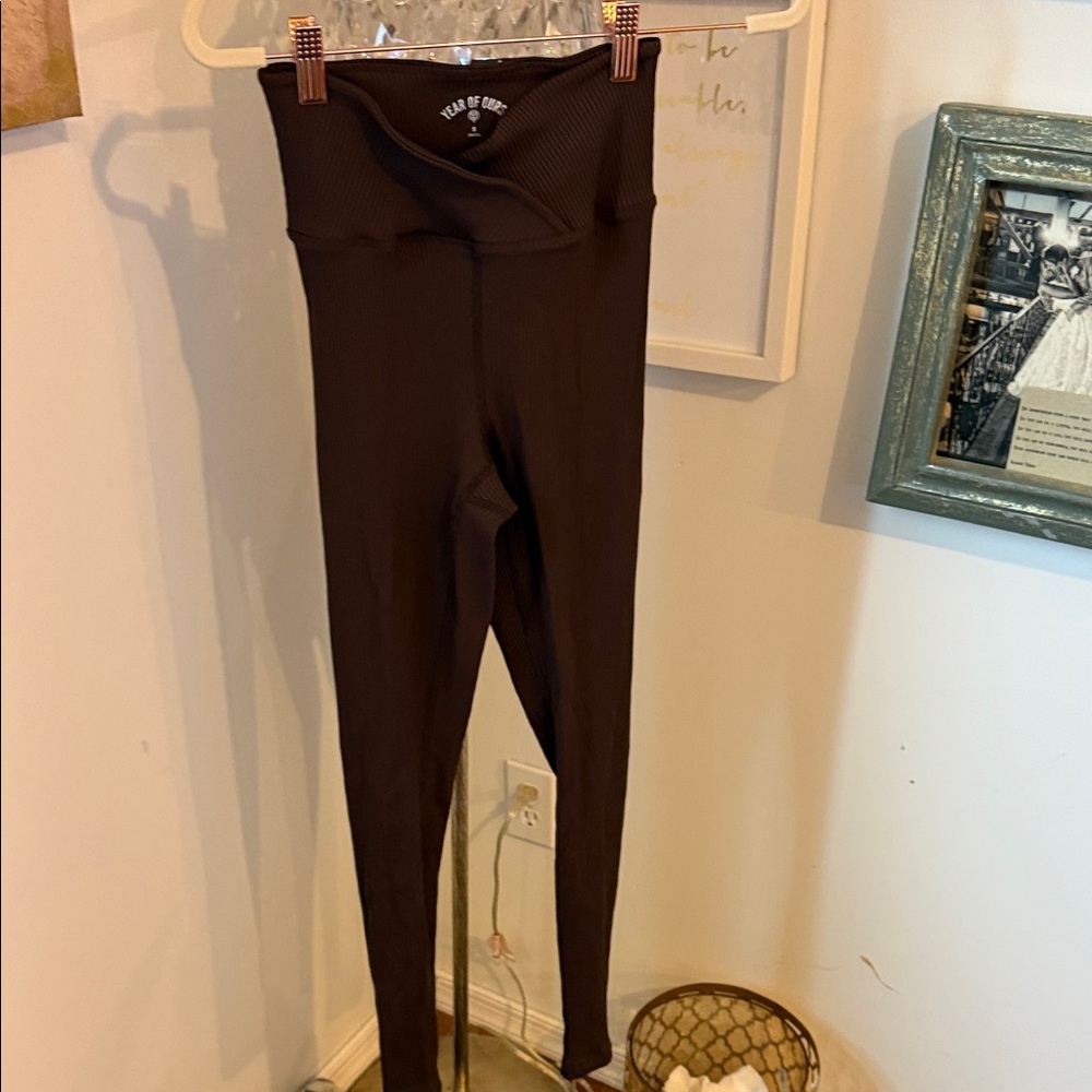 Year of Ours Light brown Women's ribbed leggings. Size small